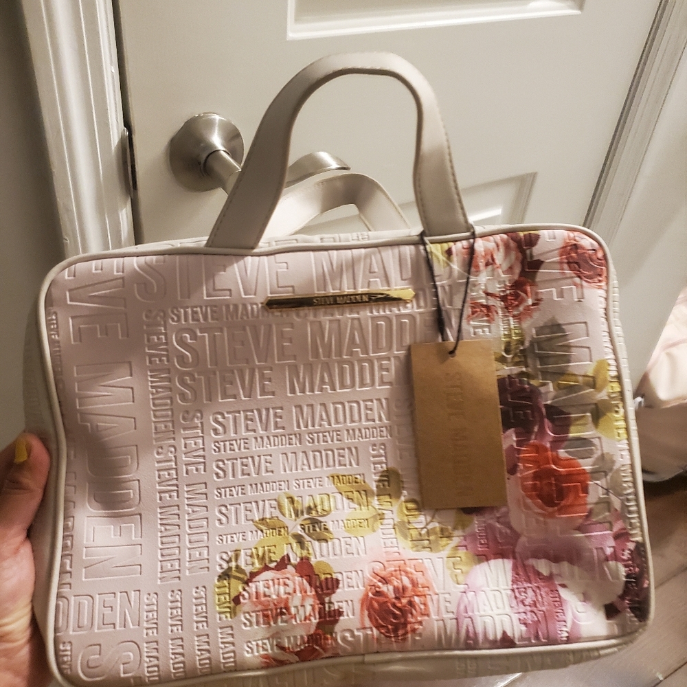 Steve Madden 100% New Floral Make Up Embossed Tote
